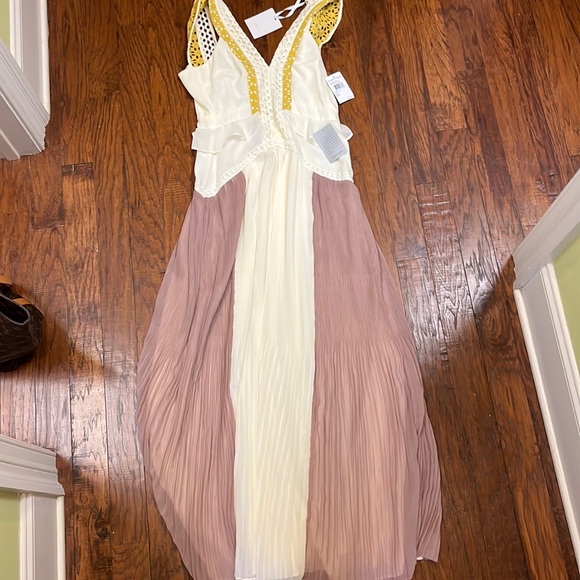 Harlyn XS Nordstrom Dress - Picture 5 of 8